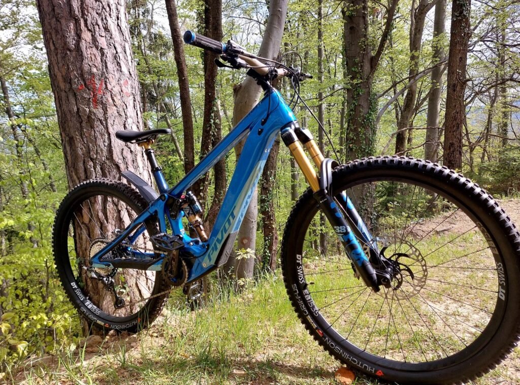PIVOT Shuttle AM 2023